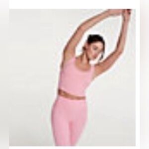 CALIA Women Inspire High Rise
Legging & CALIA Women Inspire Scoop
Neck Tank Sz S